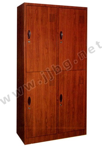 點(diǎn)擊查看商品:四門更衣柜（轉(zhuǎn)?。? width=